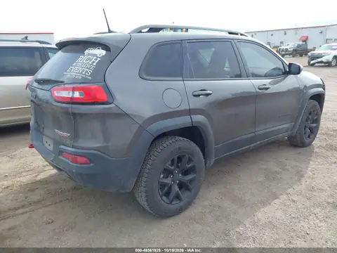1C4PJMBX2JD570007 — 2018 Jeep Cherokee, photo 5 from IAAI, Front end