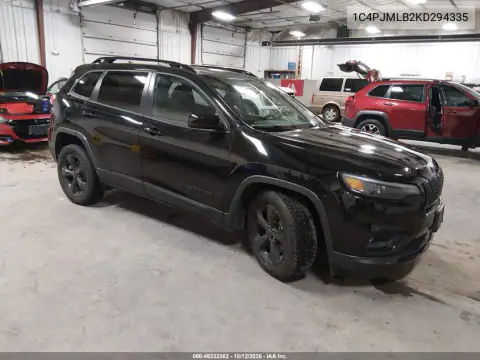 1C4PJMLB2KD294335 — 2019 Jeep Cherokee, левый бок, фото до ремонта