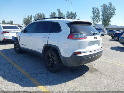 1C4PJLLB9LD625049 — 2020 Jeep Cherokee, photo 4 from IAAI, Left front