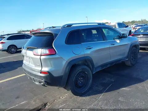 2021 Jeep Cherokee Trailhawk 4X4 VIN 1C4PJMBX3MD253079 фото 4
