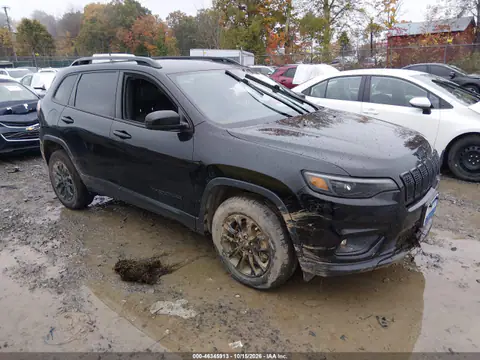 1C4PJMMB1PD114493 Jeep Cherokee 2023 — Front end damage, before-repair photo