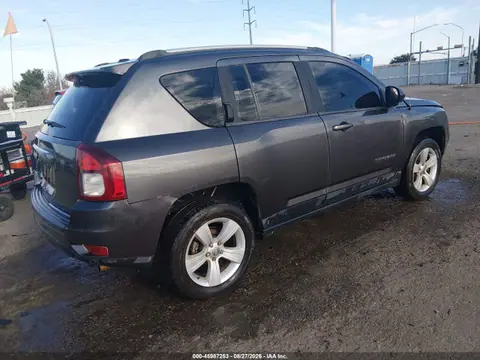 2016 Jeep Compass Sport VIN 1C4NJDBB2GD661900 фото 4