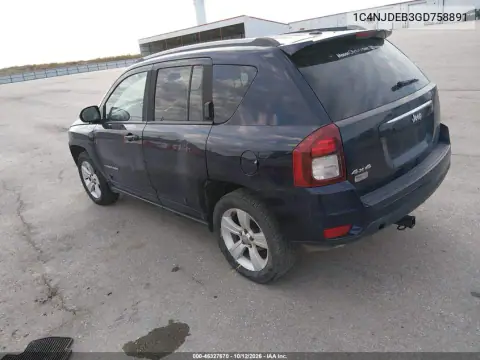 1C4NJDEB3GD758891 — 2016 Jeep Compass, zdjęcie 4 z IAAI, Prawy przód
