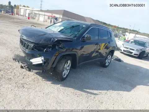3C4NJDBB3HT603001 — 2017 Jeep Compass, photo 2 from IAAI, Front end
