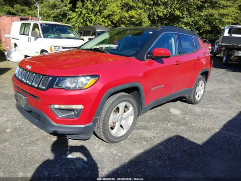 2018 Jeep Compass Latitude 4x4 VIN 3C4NJDBB6JT154662 фото 2