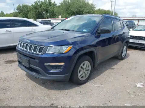 3C4NJCAB7JT105529 — 2018 Jeep Compass, photo 2 from IAAI, Flood