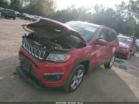 3C4NJDBBXJT192136 — 2018 Jeep Compass, фото 2 с аукциона IAAI, ПЕРЕДНЯЯ ЧАСТЬ