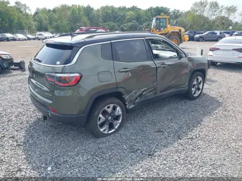 3C4NJDCB4JT222536 — 2018 Jeep Compass, zdjęcie 4 z IAAI 18.10.2026, Prawy bok