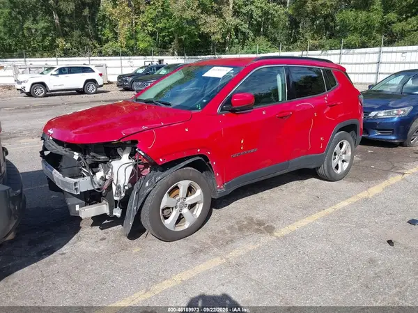 3C4NJDBB9JT176025 — 2018 Jeep Compass, Front end (Front End), before-repair photos