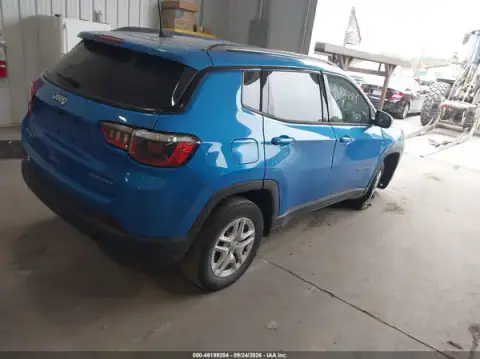 3C4NJDAB0JT265175 — 2018 Jeep Compass, ფოტო 4, IAAI, მარცხენა მხარე