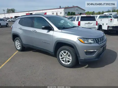 3C4NJDAB0JT392296 — 2018 Jeep Compass, Естественный износ, фото до ремонта