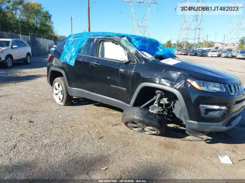 3C4NJDBB1JT482023 — 2018 Jeep Compass, Пошкодження з усіх боків, фото до ремонту