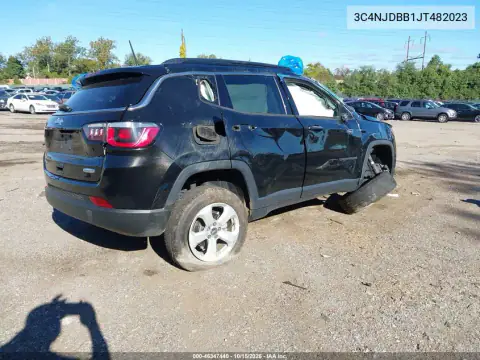 3C4NJDBB1JT482023 — 2018 Jeep Compass, ფოტო 4, IAAI, დაზიანება ყველა მხრიდან
