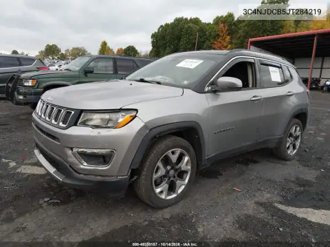 3C4NJDCB5JT284219 — 2018 Jeep Compass, ფოტო 3, IAAI, წინა მარცხენა ნაწილი