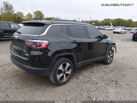 3C4NJDBB8JT246517 — 2018 Jeep Compass, Передня й задня частини, фото до ремонту