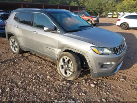 3C4NJDCB4KT854020 — 2019 Jeep Compass, Prawy przód (Right Front), zdjęć przed naprawą