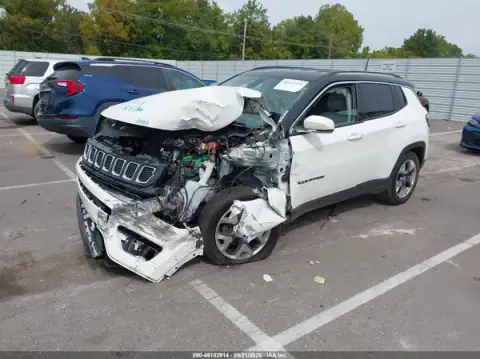 3C4NJCCB7KT637944 — 2019 Jeep Compass, photo 2 from IAAI, Front end