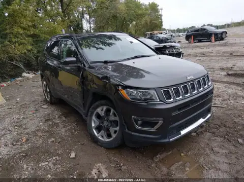3C4NJDCB8KT712205 — 2019 Jeep Compass, Prawy przód (Right Front), zdjęć przed naprawą