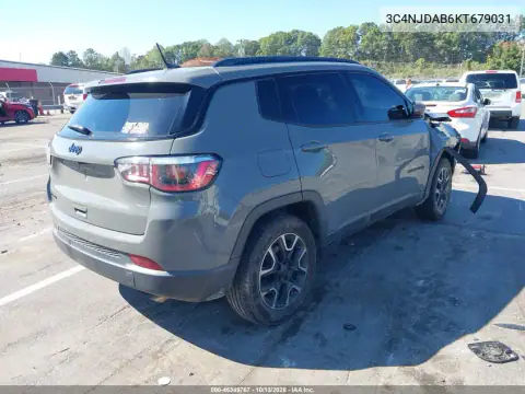 3C4NJDAB6KT679031 — 2019 Jeep Compass, фото 5 с аукциона IAAI, Повреждения со всех сторон