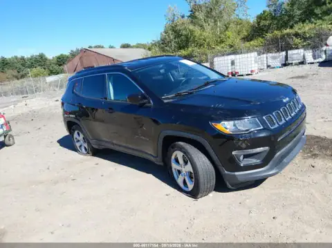 3C4NJDBB1LT125959 — 2020 Jeep Compass, Parte delantera (Front End), fotos antes de reparar
