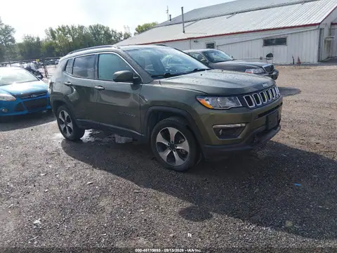3C4NJDBB4LT258523 — 2020 Jeep Compass, левый бок (Left Side), фото до ремонта