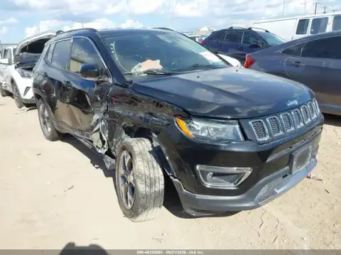 3C4NJDCB0LT170664 — 2020 Jeep Compass, Prawy bok (Right Side), zdjęć przed naprawą