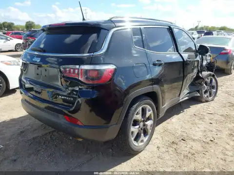 3C4NJDCB0LT170664 — 2020 Jeep Compass, photo 4 from IAAI, Right side