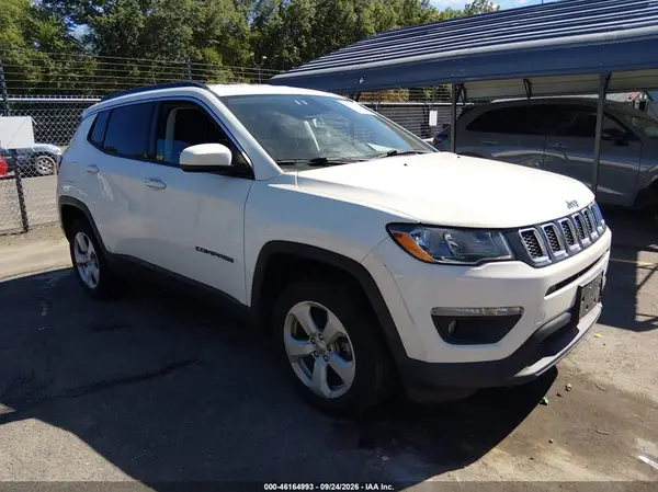 3C4NJDBB6LT229167 Jeep Compass 2020 — Flood damage, before-repair photo