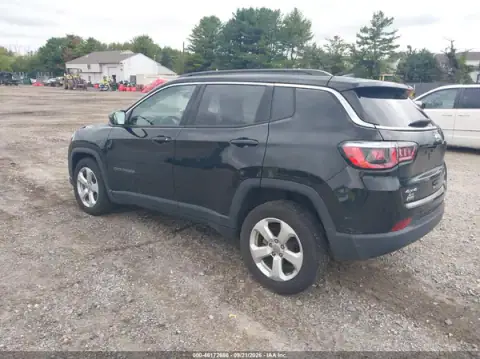 3C4NJDBB3LT204632 — 2020 Jeep Compass, фото 3 с аукциона IAAI 20.10.2026, передняя часть справа