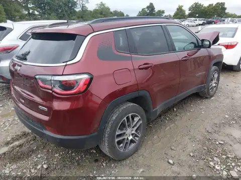 3C4NJDBB2LT235614 — 2020 Jeep Compass, ფოტო 4, IAAI, წინა ნაწილი
