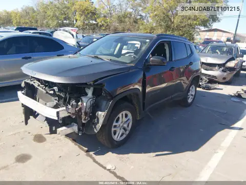 3C4NJDAB7LT101215 — 2020 Jeep Compass, photo 3 from IAAI, Front end