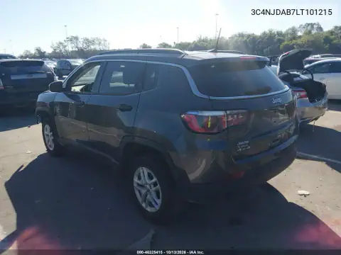 3C4NJDAB7LT101215 — 2020 Jeep Compass, photo 4 from IAAI, Front end