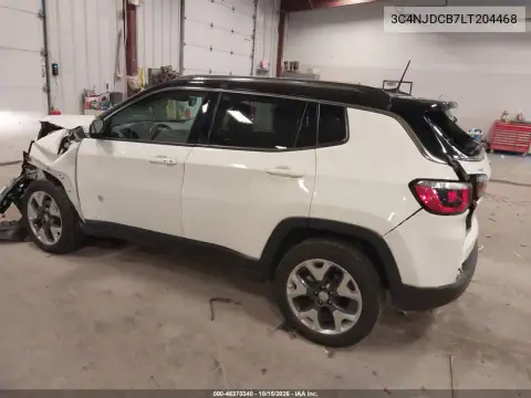 3C4NJDCB7LT204468 — 2020 Jeep Compass, фото 4 з IAAI, Передня й задня частини