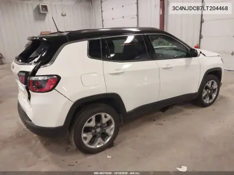 3C4NJDCB7LT204468 — 2020 Jeep Compass, фото 5 з IAAI, Передня й задня частини