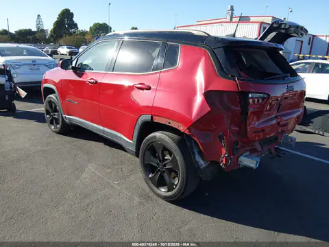 3C4NJDBBXLT217829 — 2020 Jeep Compass, фото 3 с аукциона IAAI, ЗАДНЯЯ ЧАСТЬ