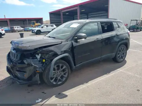 3C4NJCEB3MT567388 — 2021 Jeep Compass, ფოტო 2, IAAI, წინა მარცხენა ნაწილი