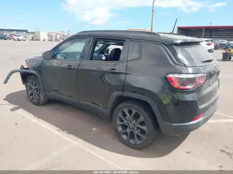 3C4NJCEB3MT567388 — 2021 Jeep Compass, ფოტო 3, IAAI, წინა მარცხენა ნაწილი