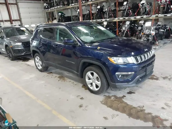 3C4NJDBB7MT501498 — 2021 Jeep Compass, Lado izquierdo (Left Side), fotos antes de reparar