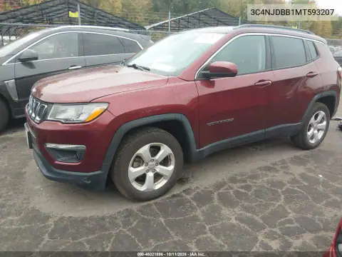 3C4NJDBB1MT593207 — 2021 Jeep Compass, фото 2 с аукциона IAAI, ПЕРЕДНЯЯ ЧАСТЬ