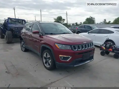 3C4NJDCBXMT599022 — 2021 Jeep Compass, Parte trasera, fotos antes de reparar