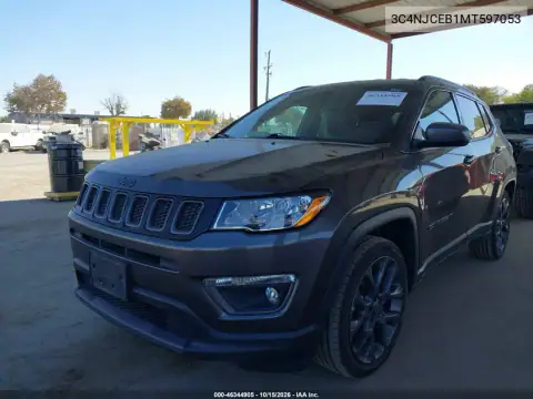 3C4NJCEB1MT597053 — 2021 Jeep Compass, фото 3 з IAAI, Правий бік