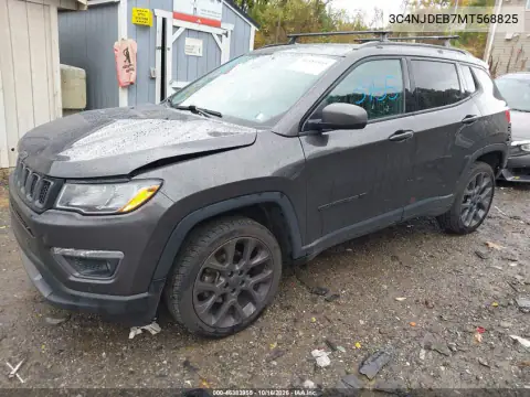 3C4NJDEB7MT568825 — 2021 Jeep Compass, photo 3 from IAAI, Front end