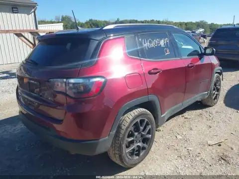3C4NJDBB6NT214672 — 2022 Jeep Compass, фото 4 с аукциона IAAI, ПЕРЕДНЯЯ ЧАСТЬ