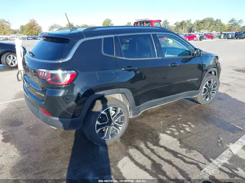 3C4NJDCB7NT167568 — 2022 Jeep Compass, photo 5 from IAAI, Right front
