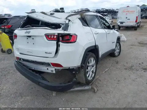 3C4NJDFN5PT548828 — 2023 Jeep Compass, ფოტო 4, IAAI 20.10.2026, დაზიანება ყველა მხრიდან