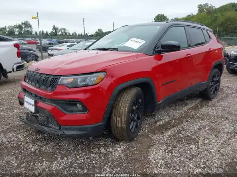 3C4NJDBN7PT534516 — 2023 Jeep Compass, ფოტო 2, IAAI, წინა ნაწილი
