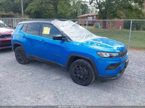 3C4NJDBN6RT104897 — 2024 Jeep Compass, წინა ნაწილი (Front End), ფოტოები შეკეთებამდე
