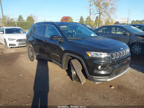3C4NJDCN4RT101012 — 2024 Jeep Compass, foto 2 de IAAI, Parte delantera