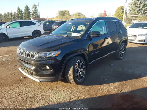 3C4NJDCN4RT101012 — 2024 Jeep Compass, foto 3 de IAAI, Parte delantera