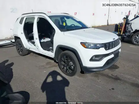 3C4NJDBN3ST624254 — 2025 Jeep Compass, მარჯვენა მხარე, ფოტოები შეკეთებამდე